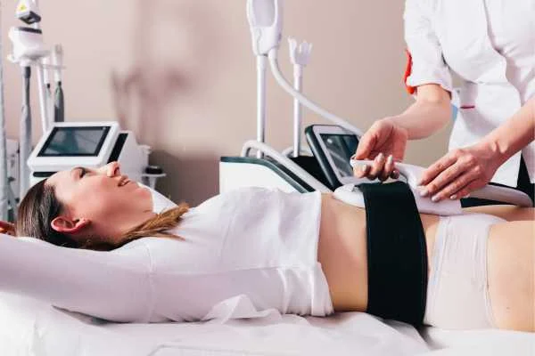 woman having body sculpting to help improve her body image and her mental health Somerset